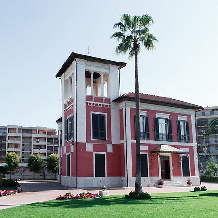 Villa Pallotta Luxury B&B 切里尼奥拉 外观 照片