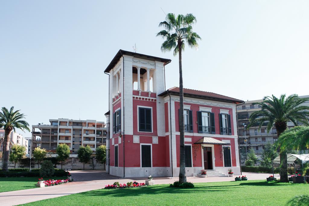 Villa Pallotta Luxury B&B 切里尼奥拉 外观 照片