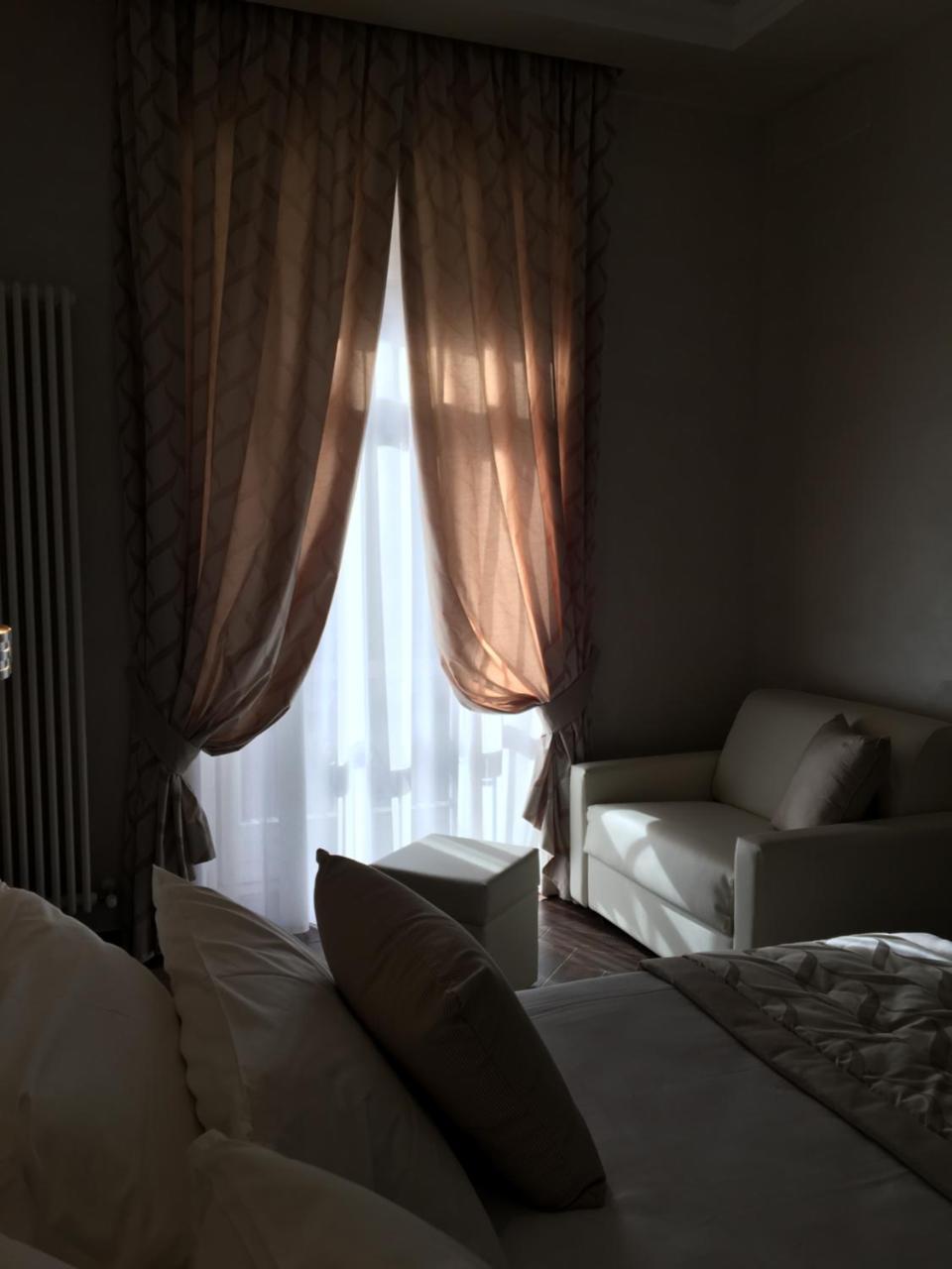Villa Pallotta Luxury B&B 切里尼奥拉 外观 照片