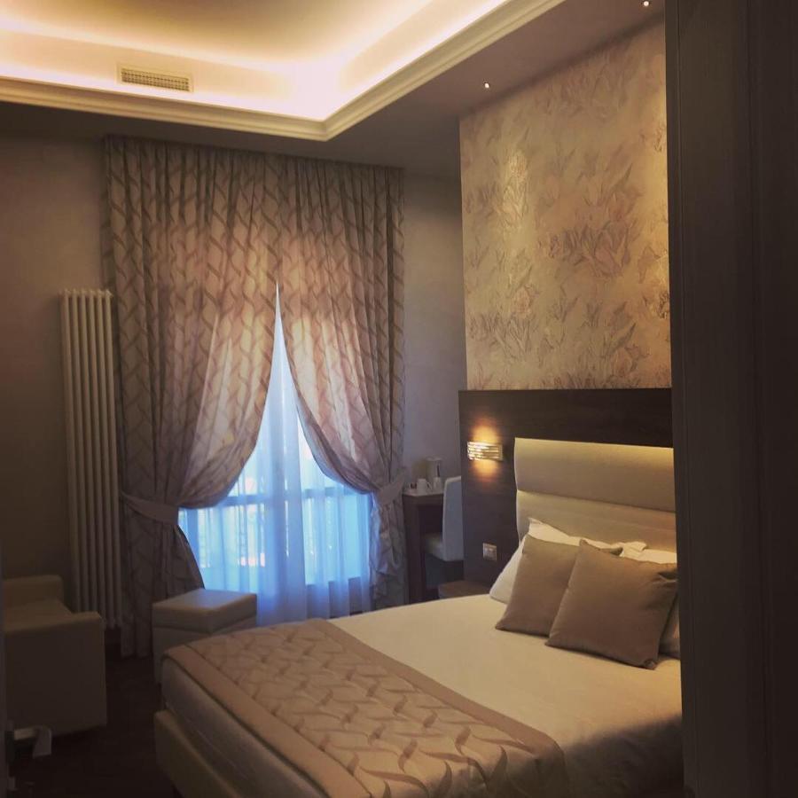 Villa Pallotta Luxury B&B 切里尼奥拉 外观 照片